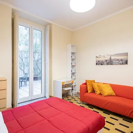 The Large Terrace Between Duomo And Navigli District Apartament *