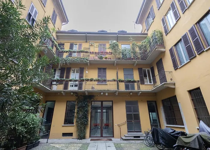 Διαμέρισμα The Large Terrace Between Duomo And Navigli District *